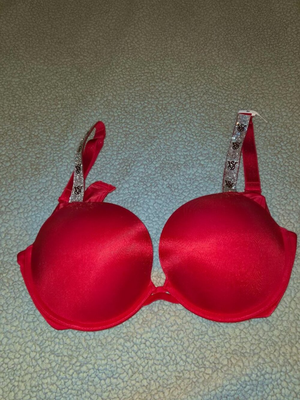 NWT Victoria's Secret Red Push-Up Bra with Logo Straps 36D
